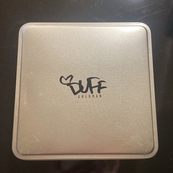 Duff Goldman Cake Frosting Decorating Tips Kit in Metal Storage Box Assortment - Picture 5 of 5